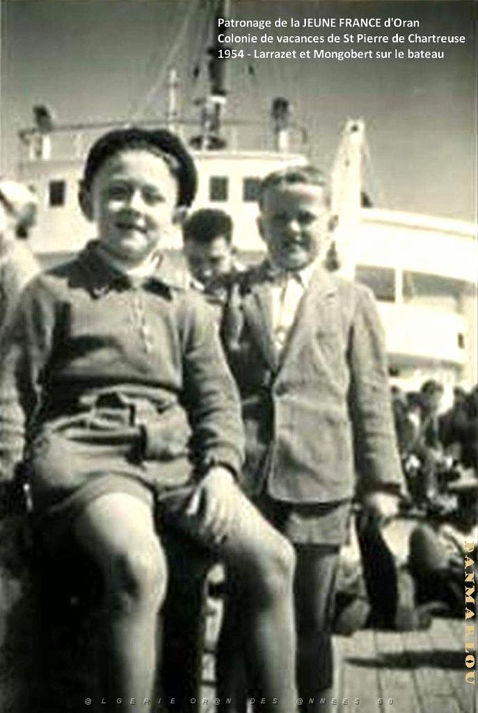COLO JEUNE FRANCE 1954 X Larrazet et Montgobert sur le bateau.jpg